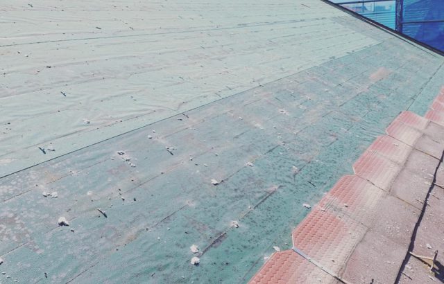 甲府市 店舗、外装リフォーム 屋根葺き替え･外壁塗装 旧コロニアル屋根撤去