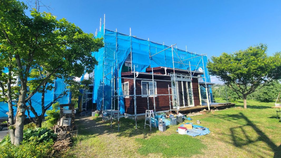 山梨県韮崎市　屋根・外壁塗装工事　下地処理　高圧洗浄