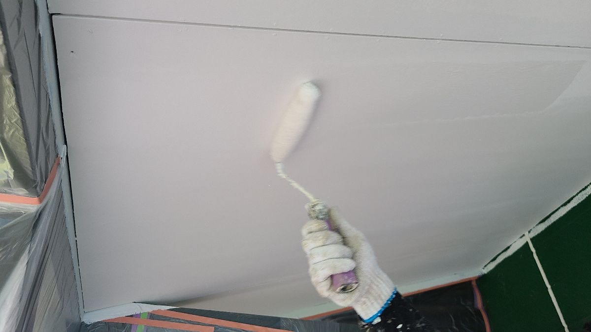 長野県韮崎市　屋根・外壁塗装工事　軒天井と雨樋の塗装を行いました！