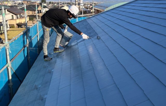屋根塗装下地処理と下塗りが重要な理由