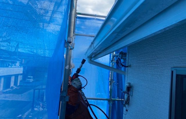 山梨県甲斐市　T様邸　屋根・外壁塗装工事　高圧洗浄を行いました！