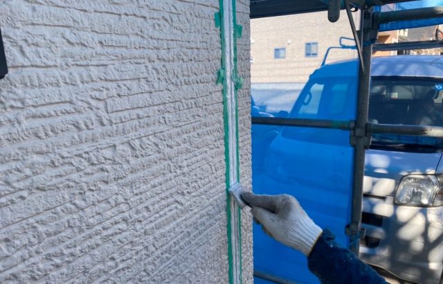 山梨県甲斐市　T様邸　屋根・外壁塗装工事　サイディング目地のコーキング打ち替え工事のタイミング