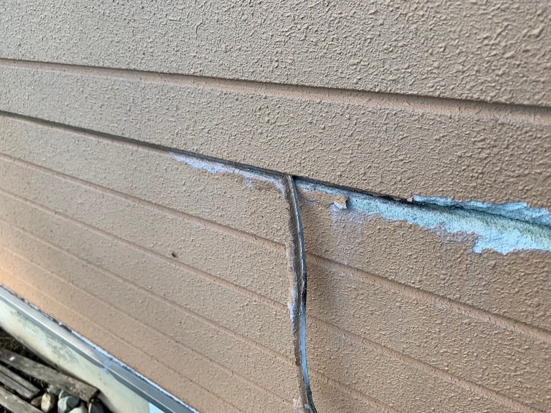 山梨県笛吹市　外壁塗装工事　下地処理　高圧洗浄〜外壁目地のシーリング工事