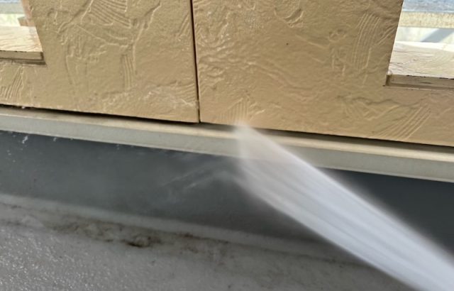 足場の養生ネット取り付け〜高圧洗浄までをレポート！｜山梨県甲府市