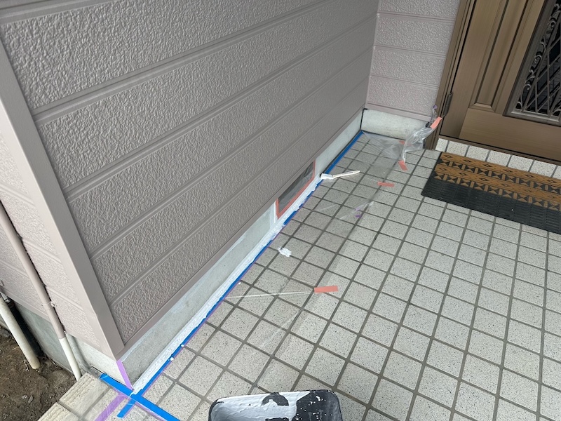 基礎を塗装したことで見栄えが良くなりました！中性化防止にも効果的！｜山梨県笛吹市
