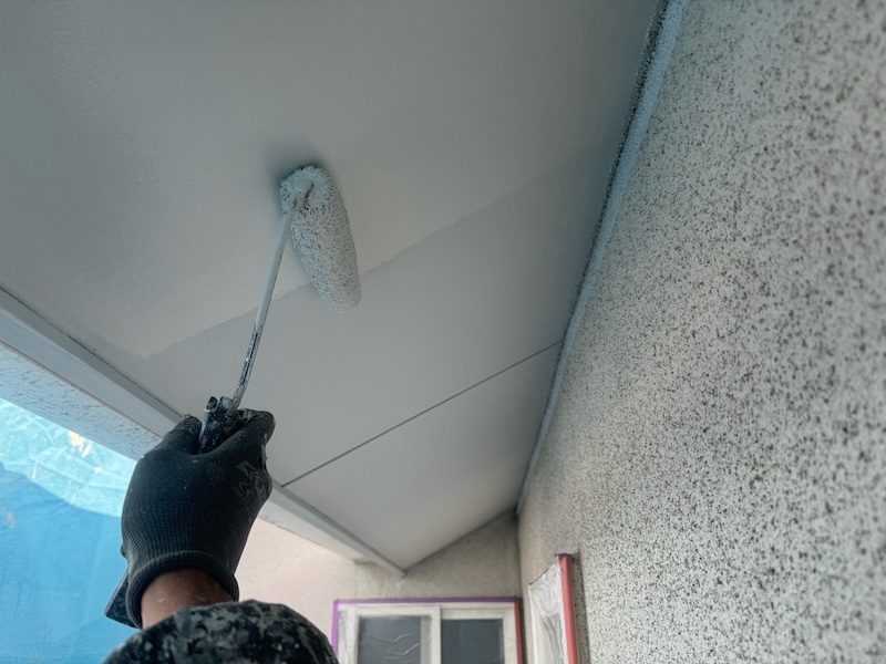 付帯部塗装のポイント 破風板と軒天井を塗装しました!|山梨県南アルプス市